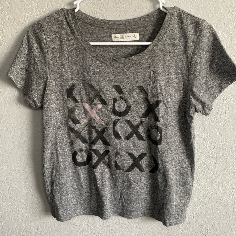 Abercrombie & Fitch cropped t-shirt